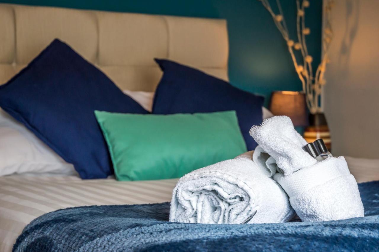 Parsonage Farm Inn Saint Florence Экстерьер фото