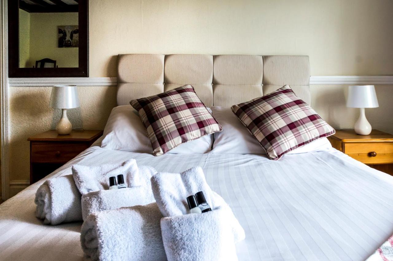 Parsonage Farm Inn Saint Florence Экстерьер фото