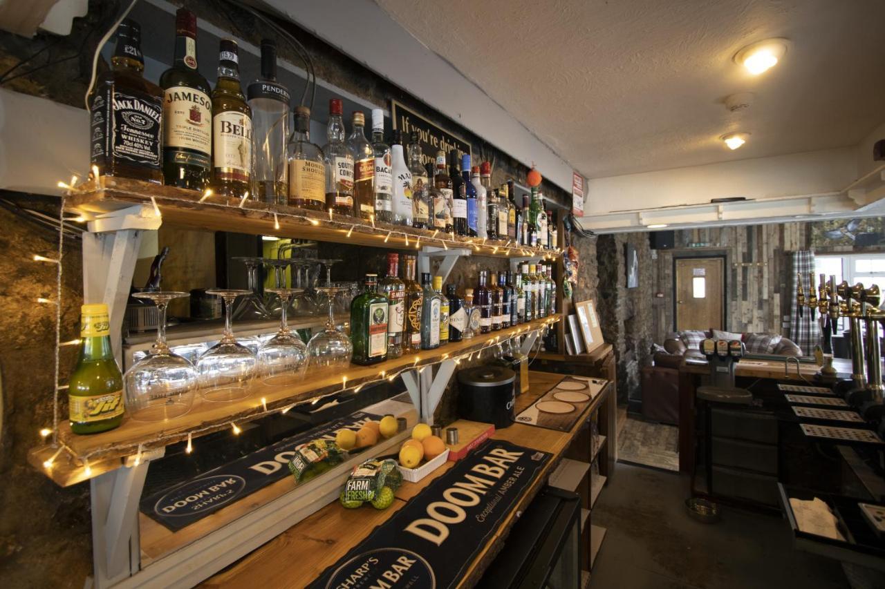 Parsonage Farm Inn Saint Florence Экстерьер фото