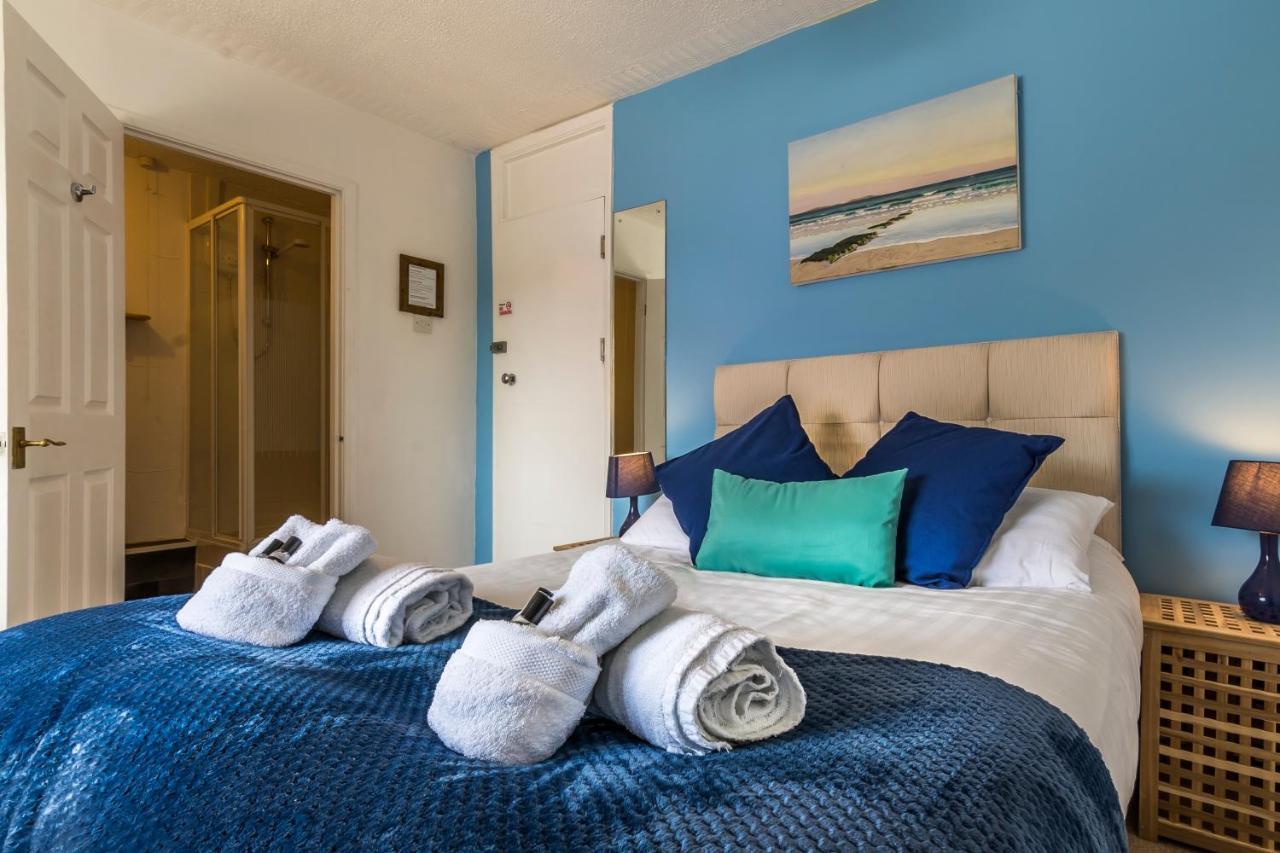 Parsonage Farm Inn Saint Florence Экстерьер фото