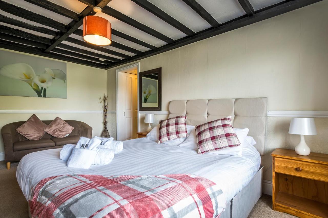 Parsonage Farm Inn Saint Florence Экстерьер фото