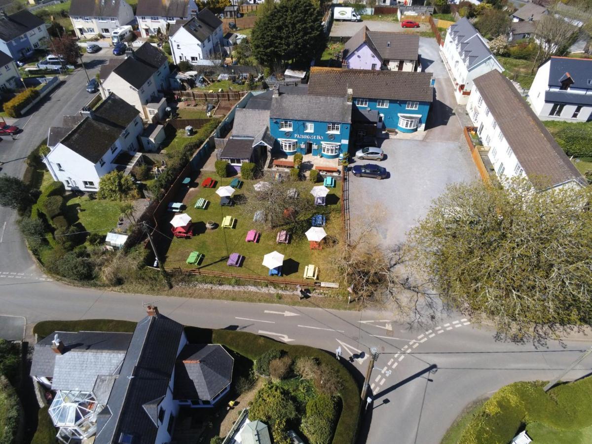 Parsonage Farm Inn Saint Florence Экстерьер фото