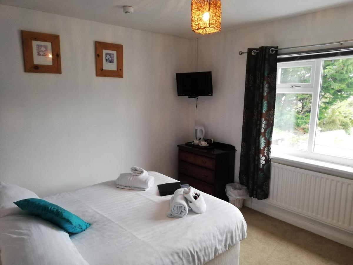 Parsonage Farm Inn Saint Florence Экстерьер фото